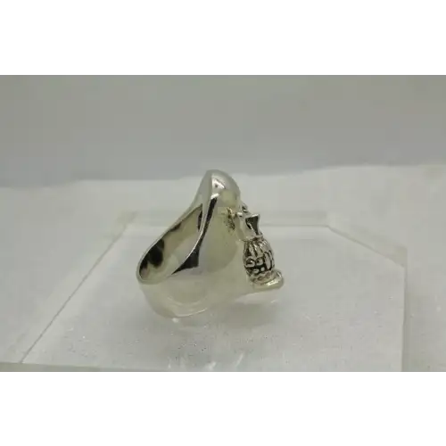 Signed DALLAS .925 S.S. SOLID HEAVY BIKER SKULL RING size 15 57g. # (2)