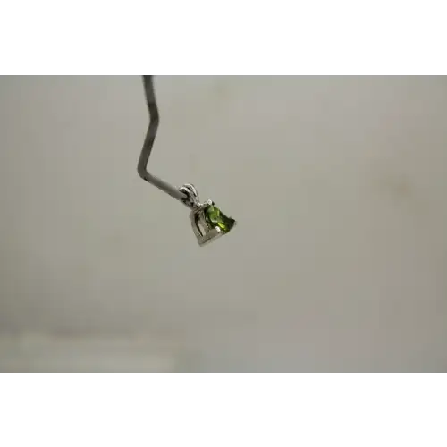 Signed DC 14k W.G. TRILLION CUT PERIDOT SOLITAIRE pendant