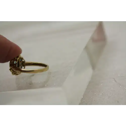 Signed DDB 10k LONDON BLUE TOPAZ ring size 6.75