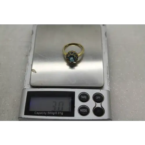 Signed DDB 10k LONDON BLUE TOPAZ ring size 6.75