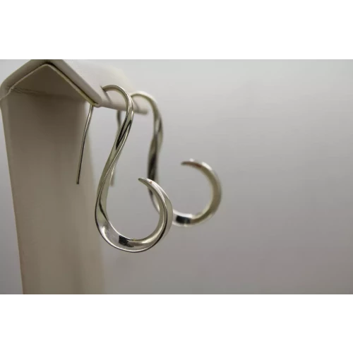 Signed dp DOUG PAULUS .925 S.S. BOLD SWIRL DESING DROP earrings