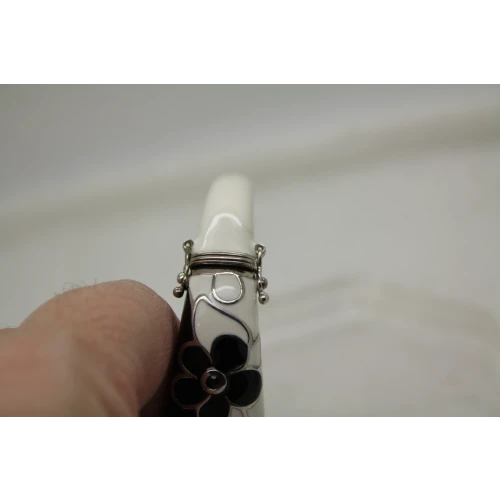 Signed EMA .925 S.S. BLACK & WHITE ENAMEL CZ Hinged bangle