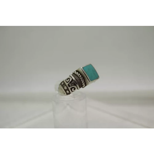 Signed FAS .925 S.S. TURQUOISE FANCY ROPE SCROLL DESIGN size 8