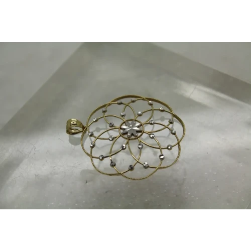 Signed GD 14k Y.G. & W.G. FLOWER LACE OPENWORK DESIGN pendant