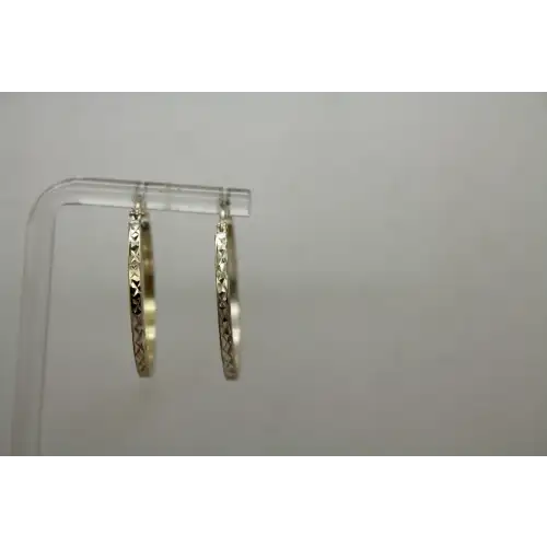 Signed IBB .925 S.S. LASER CUT STAR PATTERN MEDIUM HOOP earrings (2)