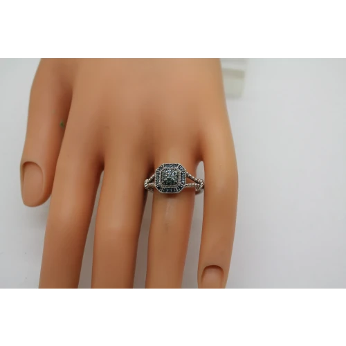Signed JS .925 S.S. BLUE DIAMOND SPLIT SHANK ring size 7.75 #