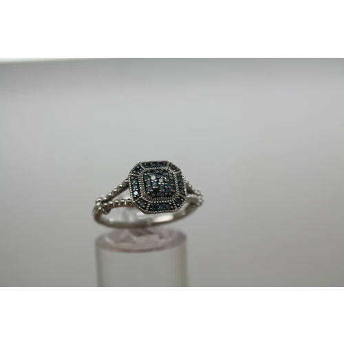 Signed JS .925 S.S. BLUE DIAMOND SPLIT SHANK ring size 7.75 #