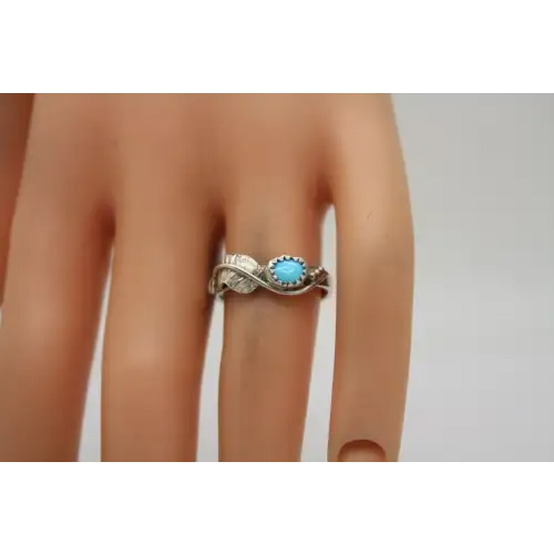 Signed L .925 S.S. NATIVE AMERICAN TURQUOISE FEATHER ring size 6.75