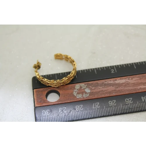 Signed L.G. 14k  Y.G. FANCY LINK DESIGN HOOP earrings 6.60g