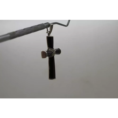 Signed NF .925 S.S. BLACK ONYX & MARCASITE CROSS pendant