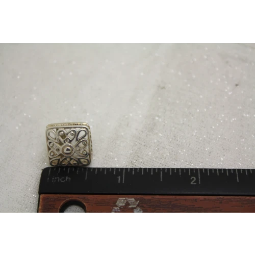 Signed NF .925 S.S. FILIGREE SQUARE DESIGN STUD earrings