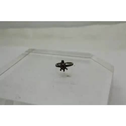 Signed NV .925 S.S. TINY TURTLE TOE ring size 3.25