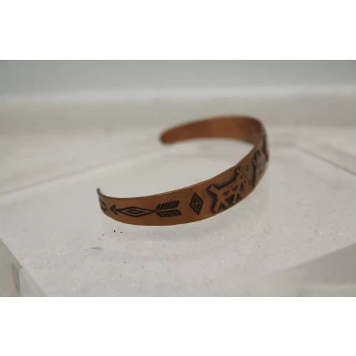 Signed PURE COPPER NATIVE TRIBAL DESIGN CUFF bracelet 6.5