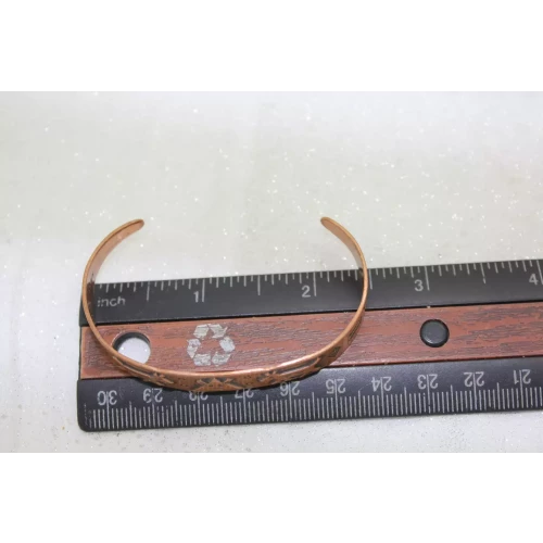Signed PURE COPPER NATIVE TRIBAL DESIGN CUFF bracelet 6.5