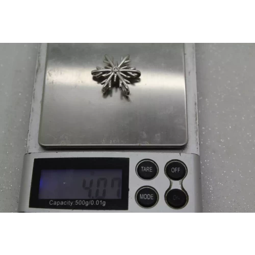 Signed SBD .925 S.S. DIMENSIONAL DIAMOND acc. SNOWFLAKE pendant