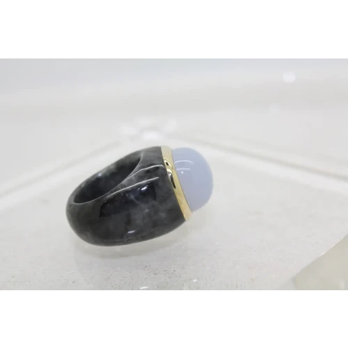 Signed STN 14k Y.G. BEZEL SET CHALCEDONY on JASPER ring size 6.75