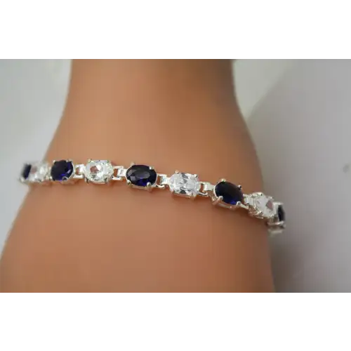 Signed SU .925 S.S. BLUE & WHITE CZ OVAL LINK  bracelet  7 1/2