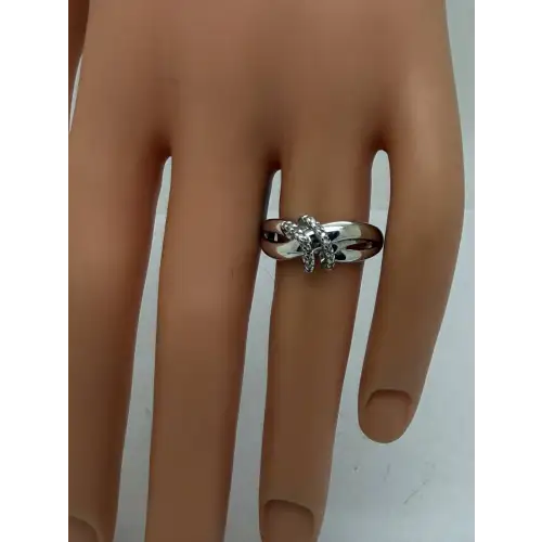 Signed SUN .925 S.S. CRISSCROSS LOOP DESIGN DIAMOND ring size 6.75 (3)