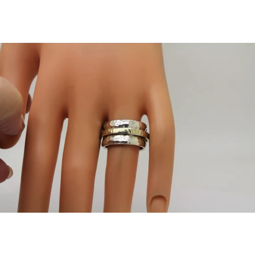 SILPADA .925 S.S. TWO TONE HAMMERED SPINNER ring size 8