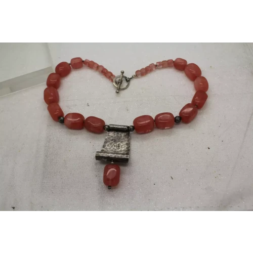SILPADA HAMMERED .925 S.S. Chunky CHERRY QUARTZ BEADED toggle 16