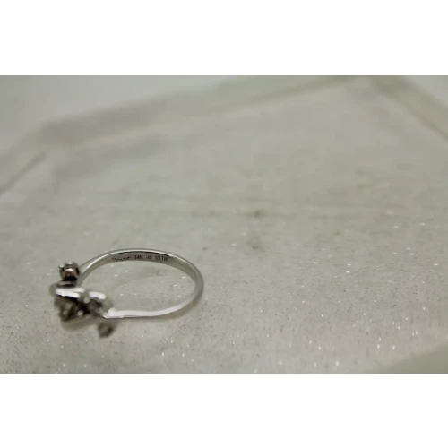 SIRENA 14k W.G. .33ctw DIAMOND IVY BYPASS ring size 6.75