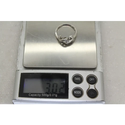 SIRENA 14k W.G. .33ctw DIAMOND IVY BYPASS ring size 6.75
