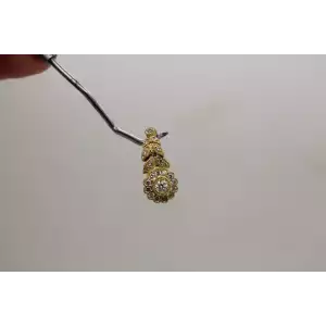 14k Yellow Gold .40ctw DIAMOND HINGED DESIGN FLOWER pendant