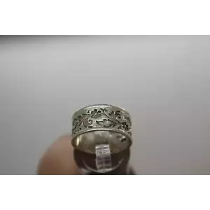 Vtg. ED LEVIN .925 S.S. 9mm WIDE FLORAL BAND ring size 7.5