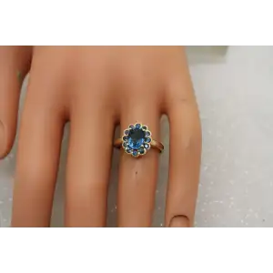 Signed DDB 10k LONDON BLUE TOPAZ ring size 6.75