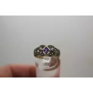 .925 S.S. PURPLE CZ & MARCASITE VINTAGE DESIGN ring size 6.5