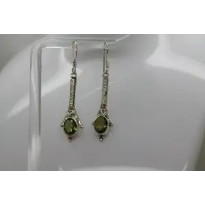 .925 S.S. Oval Cut PERIDOT VINTAGE DESIGN DROP DANGLE earrings