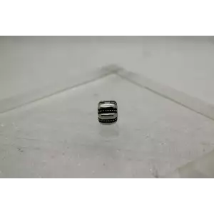 Authentic PANDORA .925 S.S. DOTS & RIDGES CLIP charm