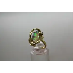 Vintage 14k Y.G. OPAL w/ acc. DIAMOND ABSTRACT DESIGN ring size 6