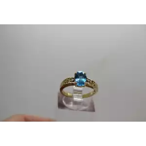 10k Yellow Gold BLUE TOPAZ & DIAMOND accent SWIRL DESIGN ring size 6.5