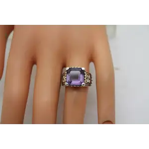 .925 S.S. ASSCHER CUT PURPLE STONE VINTAGE STYLE ring size 6.75 #