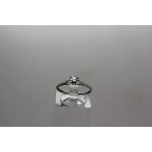 14k White Gold .25ctw DIAMOND ILLUSION CLUSTER ring size 7.5