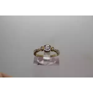 10k Yellow gold White Gold acc. DIAMOND ILLUSION VINTAGE STYLE ring size 7