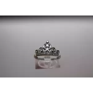 Rare .925 Sterling DISNEY CINDERELLA DIAMOND TIARA ring size 7