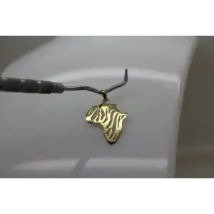 14k Yellow Gold AFRICA MAP OPEN WORK ZEBRA PRING DESIGN pendant