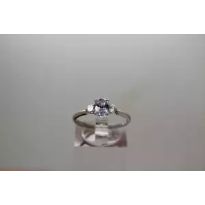 10k White Gold LT. PURPLE & WHITE CZ 3 STONE ring size 9