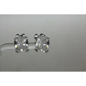 JCL .925 S.S. 6ctw LARGE CZ STUD earrings with fancy backs