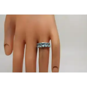 Signed CNA .925 S.S. Oval BLUE TOPAZ 5 STONE ring size 8