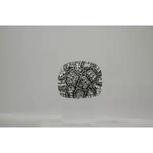 QVC CT CHELSEA TAYLOR CRYSTAL & BEADED DESIGN ring size 11 with box & bag