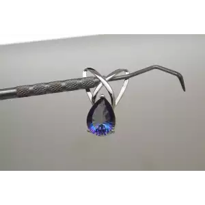 .925 S.S. RAINBOW CZ TRIQUERTA KNOT pendant