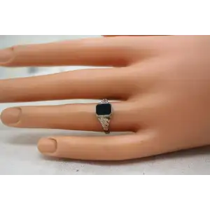 Vintage 10k W.G. Emerald Cut BLOODSTONE SCROLL WORK ring size 7.5