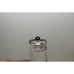 14k W.G. BLUE SAPPHIRE SOLITAIRE with DIAMOND acc. ring size 6.75