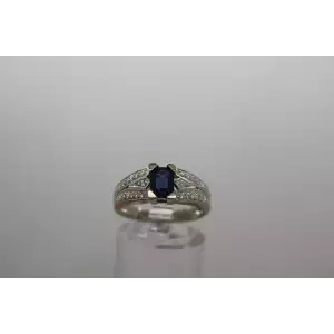14k W.G. BLUE SAPPHIRE & PAVE DIAMOND ring size 7