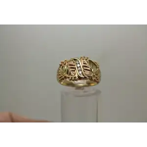 C.CO. 10k Black Hills Gold DIAMOND GRAPE LEAF DESIGN ring size 8.25