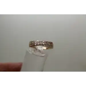 Signed 14k R.G. & W.G. DIAMOND CRISS CROSS BAND ring size 7.75