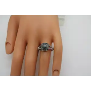 Signed JS .925 S.S. BLUE DIAMOND SPLIT SHANK ring size 7.75 #